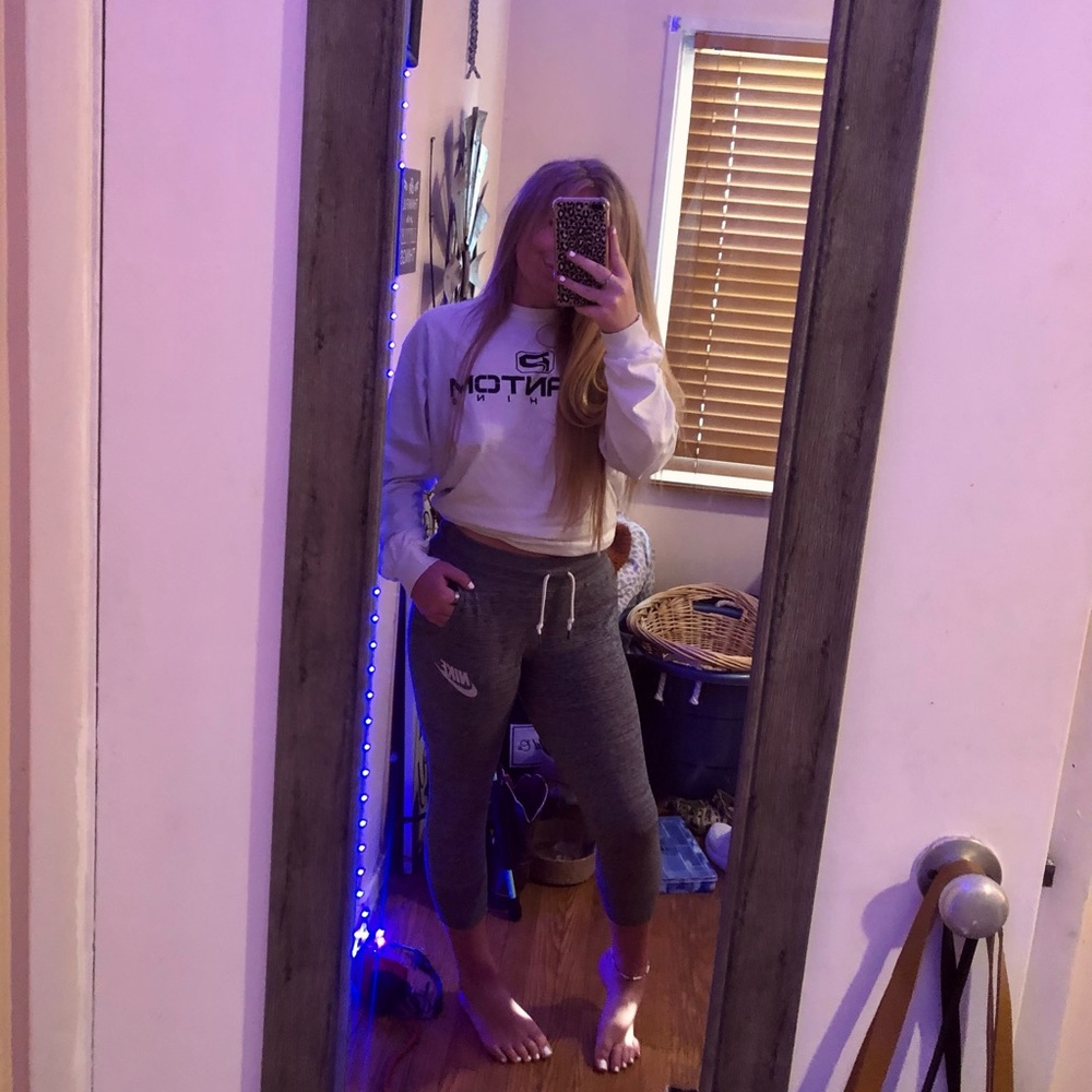 ❌SOLD❌Nike Sweatpants